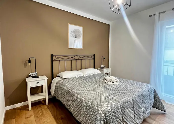 Lineros Apartament *